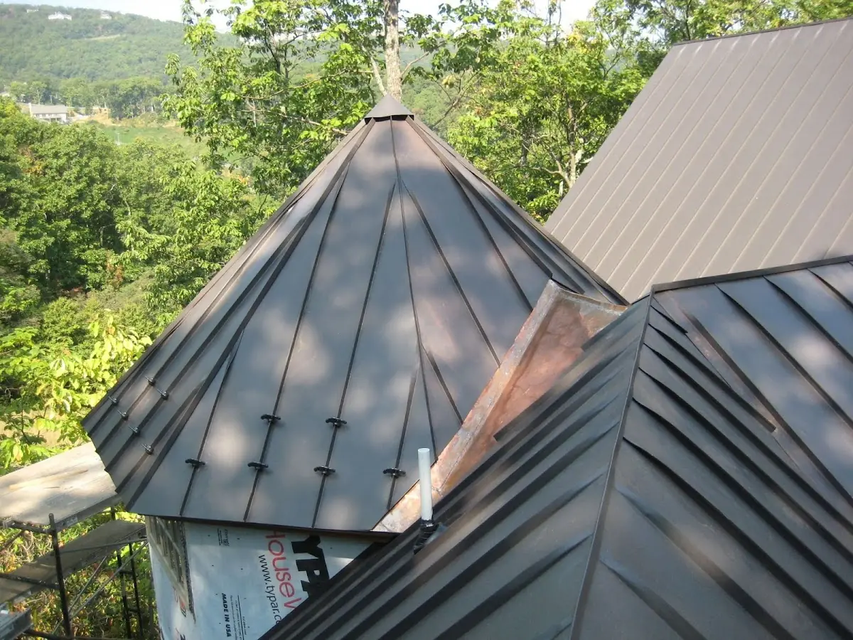 Professional Roof Tarp Installation by Craftsman Roofing in Arleta